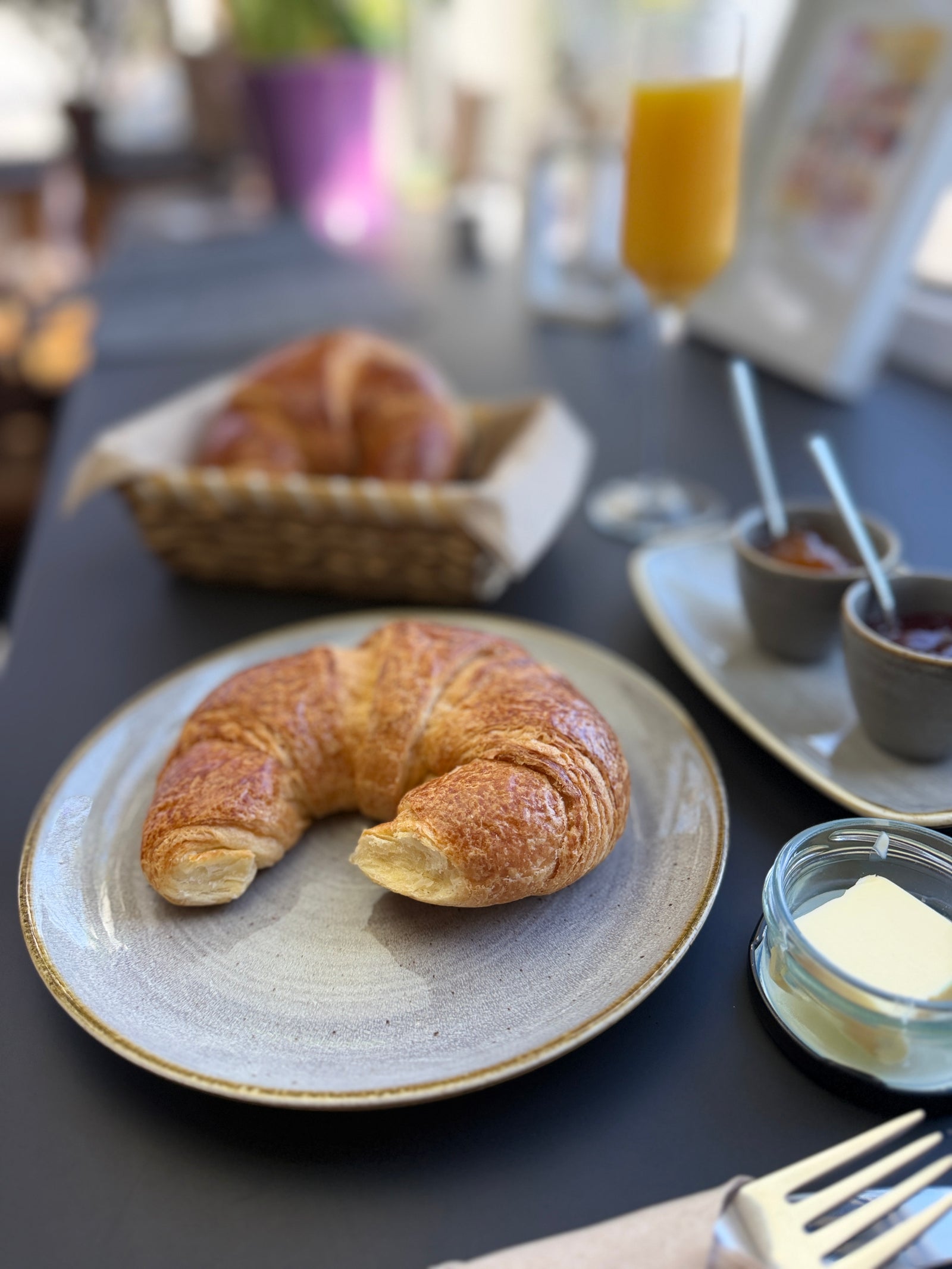 Frühstück von Donnerstag bis Samstag, 9.30 Uhr bis 11.30 Uhr