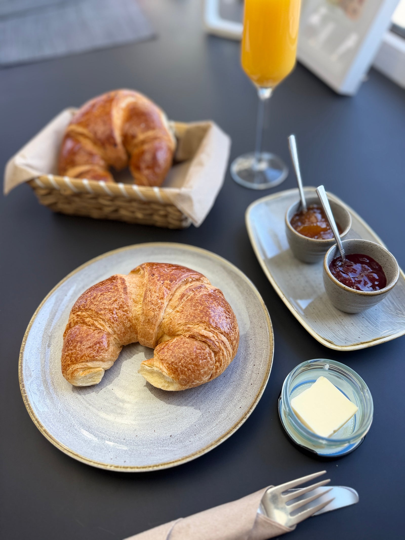 Frühstück von Donnerstag bis Samstag, 9.30 Uhr bis 11.30 Uhr